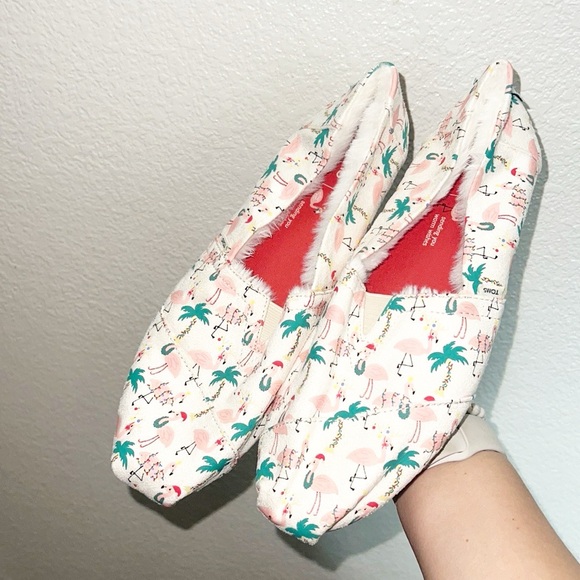 toms flamingo print shoes